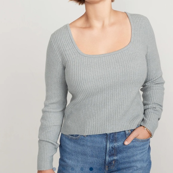 Soft Long Sleeved Sweater - Picture 5 of 6